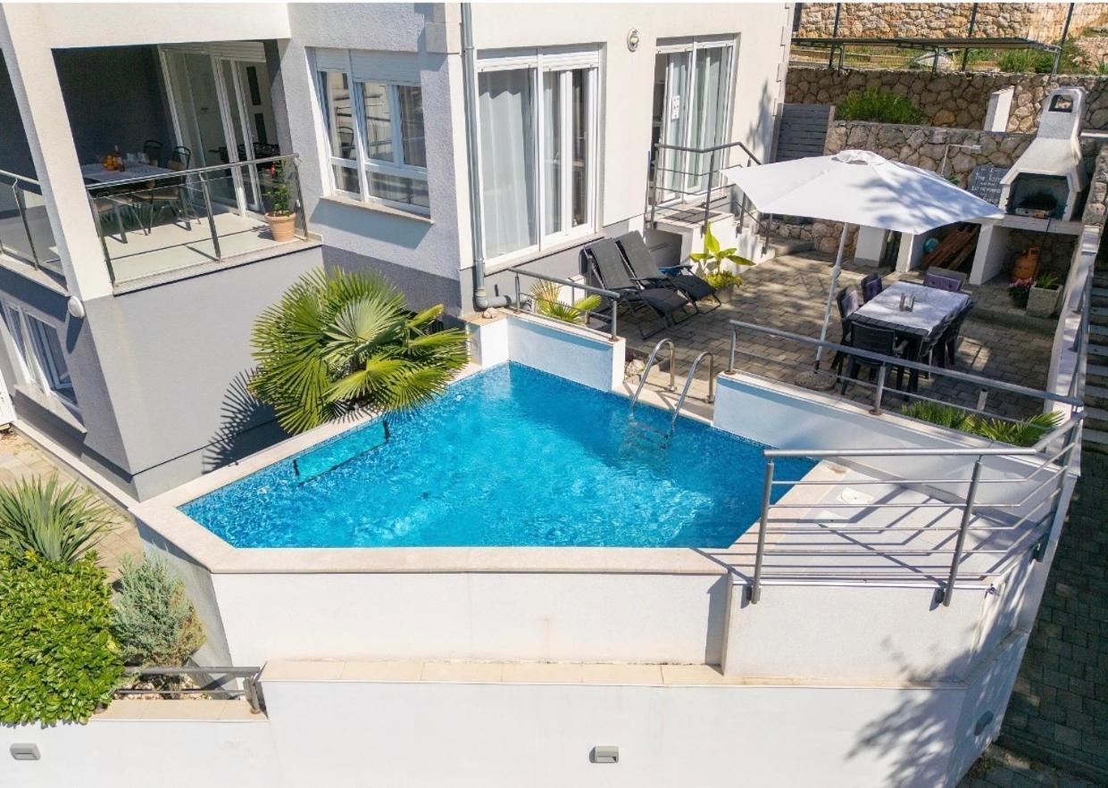 Apartment Sasso Bianco With The Private Pool Нівице Екстер'єр фото